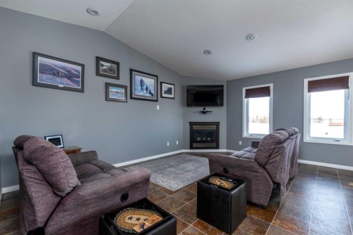 28 Robert Drive, Rural, SK - Indoor Photo Showing Living Room With Fireplace