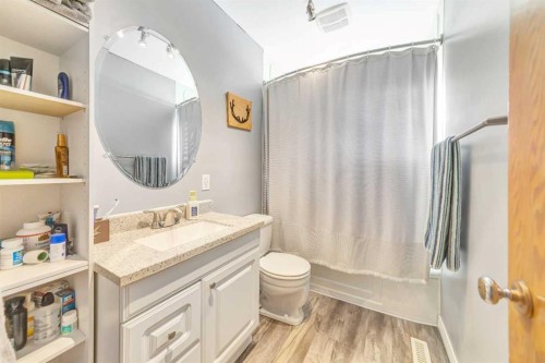 4717 38 Street, Lloydminster, SK 