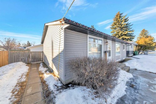 4717 38 Street, Lloydminster, SK 