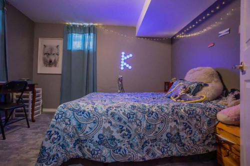 502 5 Avenue, Wainwright, AB - Indoor Photo Showing Bedroom