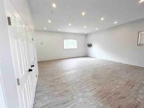 21 3 Avenue West, Marshall, SK - Indoor Photo Showing Other Room