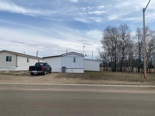 5503 51 Street, Edgerton, AB - Outdoor