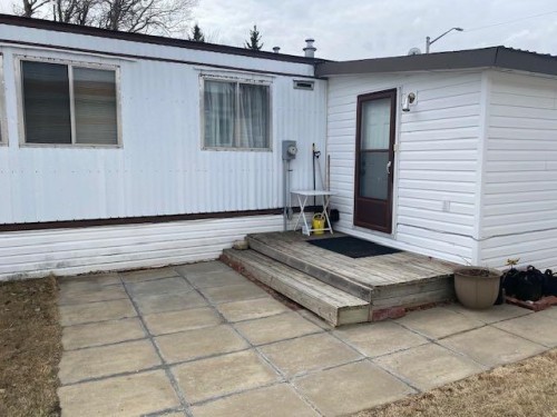 5503 51 Street, Edgerton, AB - Outdoor With Exterior