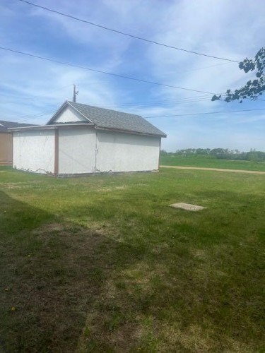 5503 51 Street, Edgerton, AB - Outdoor