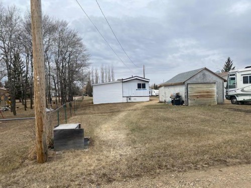 5503 51 Street, Edgerton, AB - Outdoor