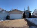 4009 59 Avenue Close, Lloydminster, AB  - Outdoor With Facade 