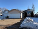 4009 59 Avenue Close, Lloydminster, AB  - Outdoor With Facade 