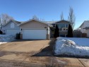 4009 59 Avenue Close, Lloydminster, AB  - Outdoor With Facade 