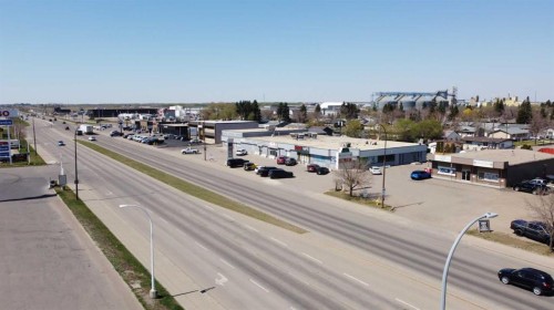 3B-5716 44 Street, Lloydminster, AB 