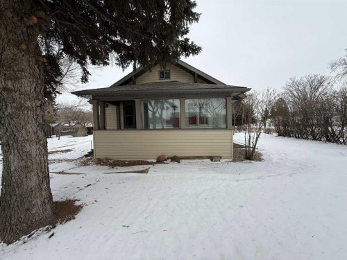 5039 53 Street  Provost, AB T0B 3S0