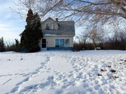 445054 RGE RD 44  Edgerton, AB T0B 1K0