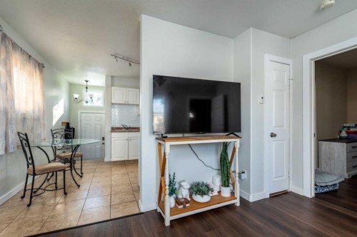 4821 47 Street, Lloydminster, SK - Indoor