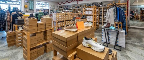 4305 57 Avenue, Lloydminster, AB 