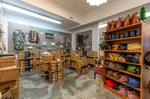 4305 57 Avenue, Lloydminster, AB 