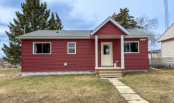 8 Rydberg  Hughenden, AB T0B 2E0
