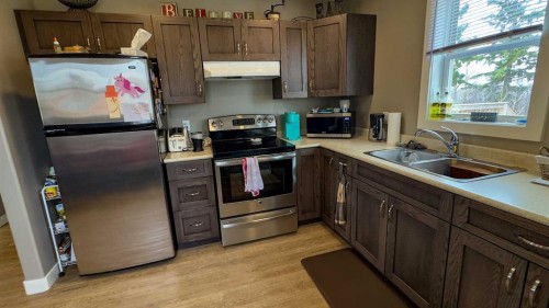 8 Rydberg, Hughenden, AB - Indoor Photo Showing Kitchen With Double Sink
