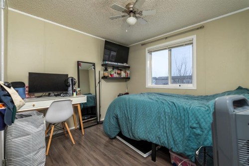 3312 43A Avenue, Lloydminster, SK - Indoor Photo Showing Office