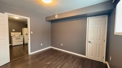 1106 2 Avenue, Wainwright, AB - Indoor Photo Showing Other Room