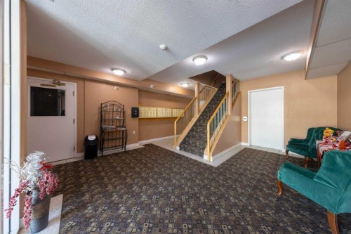 305-5120 49 Street, Lloydminster, AB - Indoor