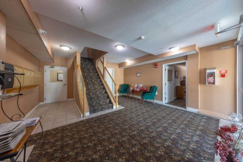 305-5120 49 Street, Lloydminster, AB - Indoor Photo Showing Other Room