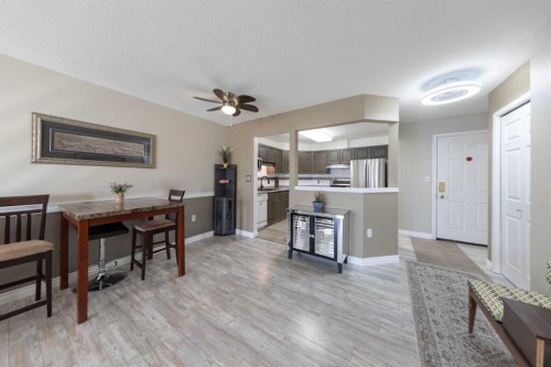 305-5120 49 Street, Lloydminster, AB - Indoor