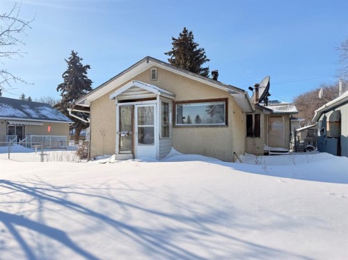 5514 50 Avenue, Lloydminster, AB - Outdoor