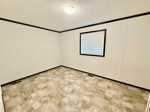 26-1609 14 Street, Wainwright, AB 