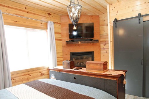 1028 Birch Place, Turtle Lake, SK - Indoor With Fireplace