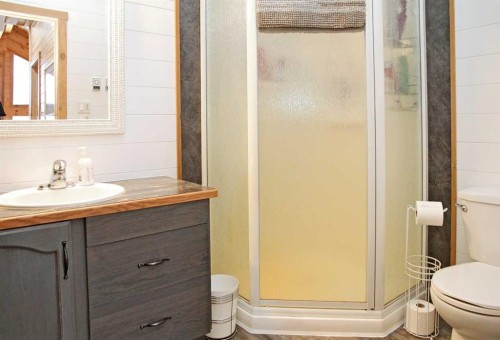 1028 Birch Place, Turtle Lake, SK - Indoor Photo Showing Bathroom