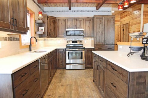 1028 Birch Place, Turtle Lake, SK - Indoor Photo Showing Kitchen