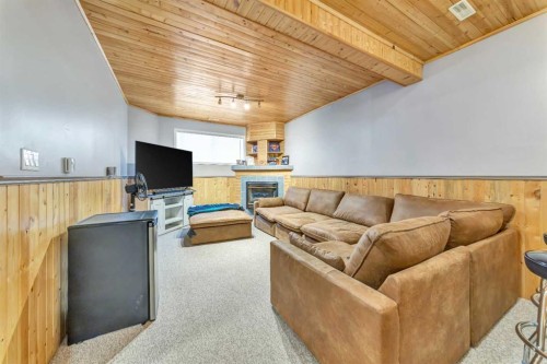 2307 57B Avenue, Lloydminster, AB - Indoor With Fireplace