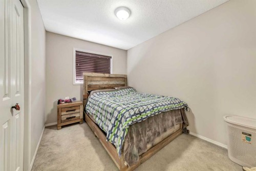 2307 57B Avenue, Lloydminster, AB - Indoor Photo Showing Bedroom