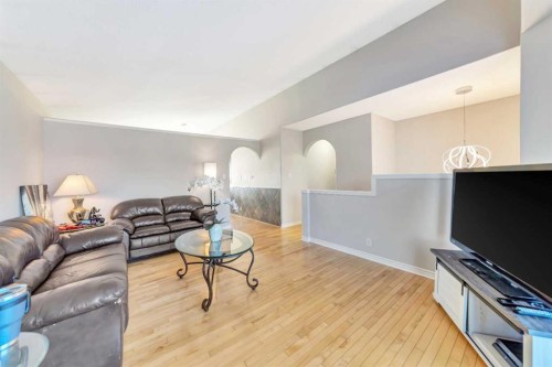 2307 57B Avenue, Lloydminster, AB - Indoor