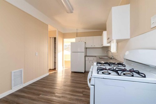 17-5308 57 Street, Lloydminster, AB 