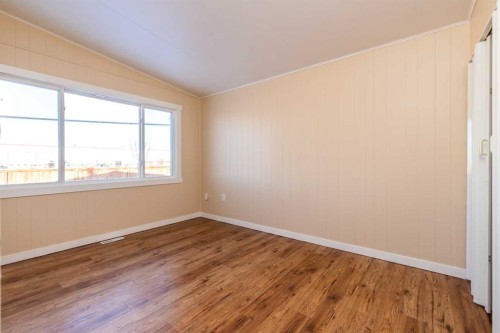 17-5308 57 Street, Lloydminster, AB 