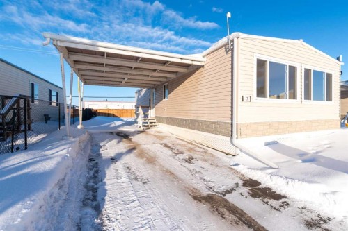 17-5308 57 Street, Lloydminster, AB 