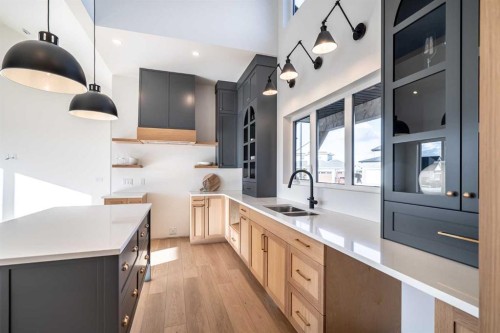 6017 13 Street, Lloydminster, AB - Indoor Photo Showing Kitchen With Double Sink With Upgraded Kitchen