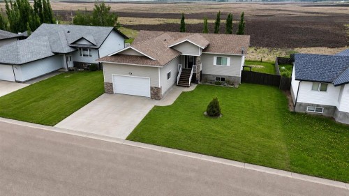 605 2 Street East, Maidstone, SK - Outdoor