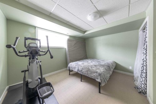605 2 Street East, Maidstone, SK - Indoor Photo Showing Gym Room