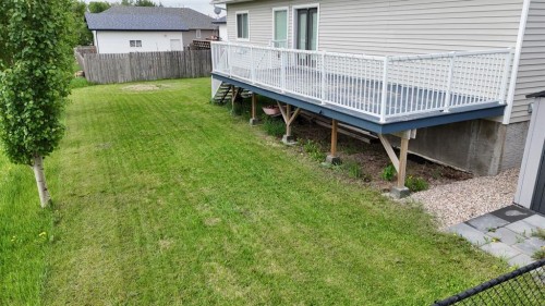 605 2 Street East, Maidstone, SK - Outdoor With Deck Patio Veranda With Exterior
