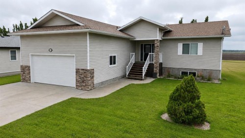 605 2 Street East, Maidstone, SK - Outdoor