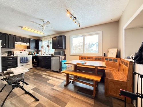 511 Main Street, Maidstone, SK - Indoor Photo Showing Kitchen