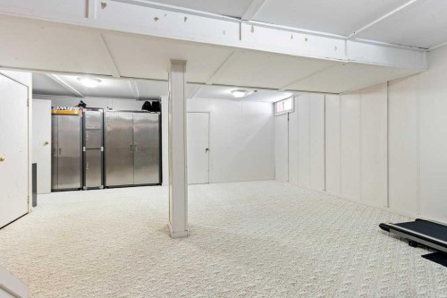 5412 50 Street West, Lloydminster, AB - Indoor Photo Showing Other Room