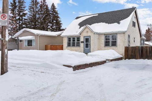 5412 50 Street West, Lloydminster, AB - Outdoor With Facade