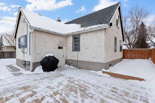 5412 50 Street West, Lloydminster, AB - Outdoor