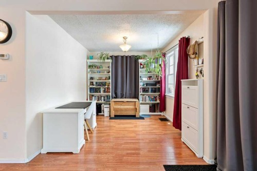 5412 50 Street West, Lloydminster, AB - Indoor