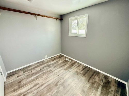 1033 16 Avenue, Wainwright, AB - Indoor Photo Showing Other Room
