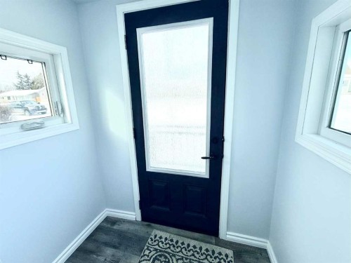 1033 16 Avenue, Wainwright, AB - Indoor Photo Showing Other Room