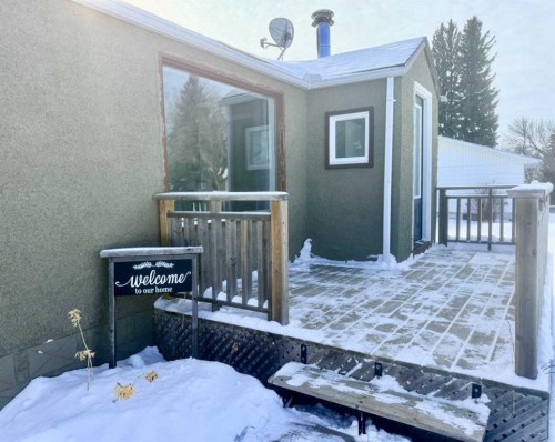 1033 16 Avenue, Wainwright, AB - Outdoor