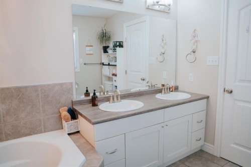 622 25 Street, Wainwright, AB 